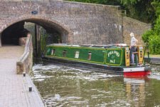 Life in the Slow Lane – The Joys of Narrowboat Living  